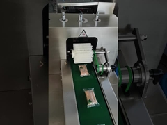 पापा गर्म बिक्री पी308 नारियल पट्टी बनाने की मशीन प्रवाह रैपिंग मशीन के साथ